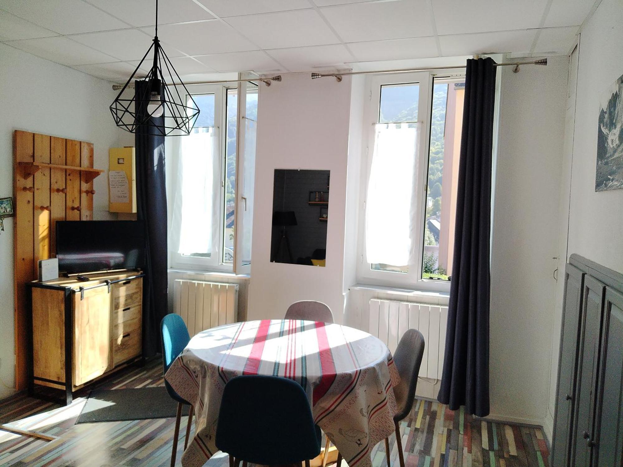 Appartement Familial - 2 Chambres Каутерец Екстериор снимка